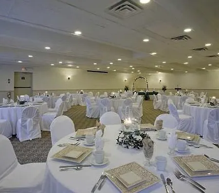 Comfort Inn & Suites Thousand Islands Harbour District 