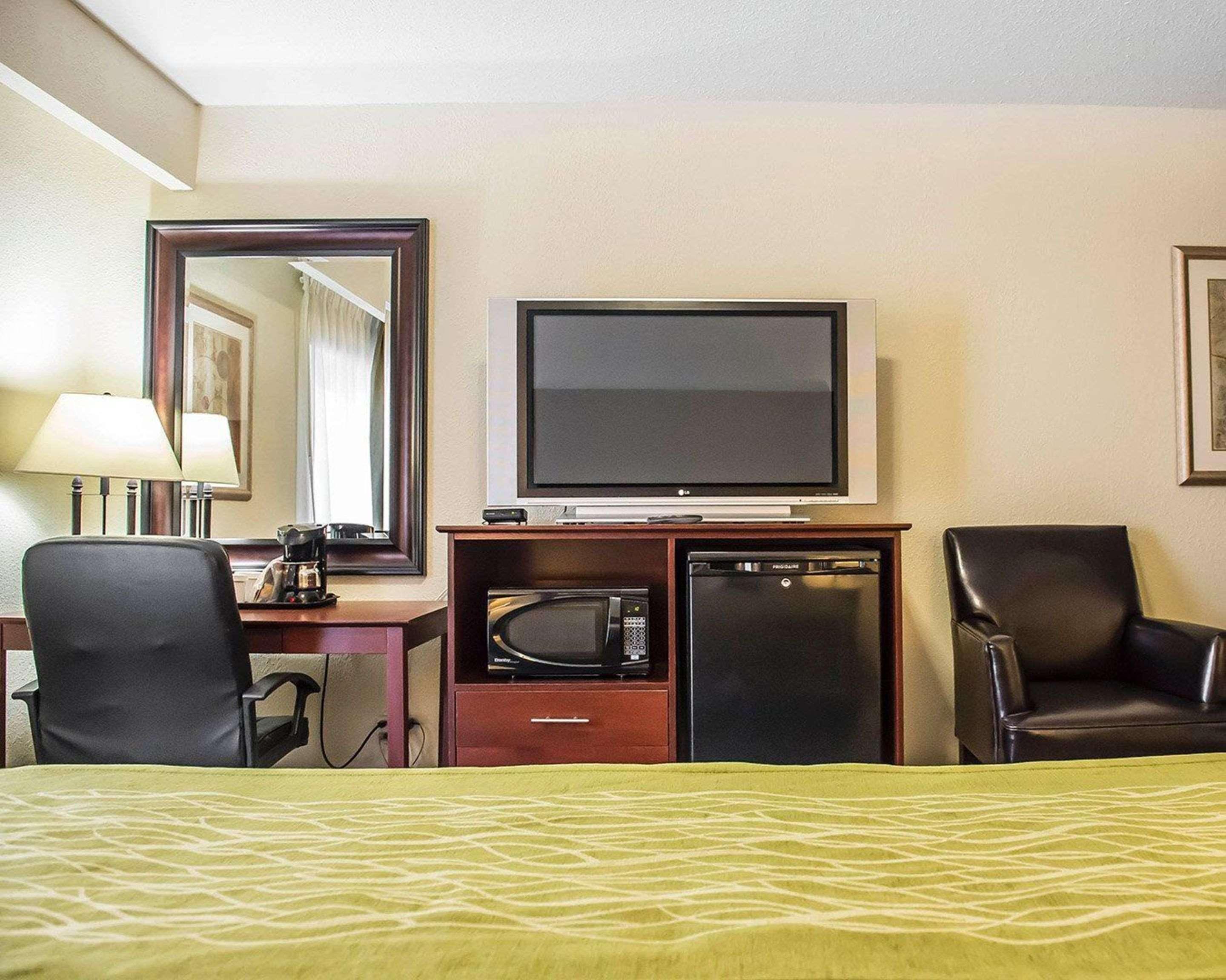 Comfort & Thousand Islands Harbour District Hotel Gananoque