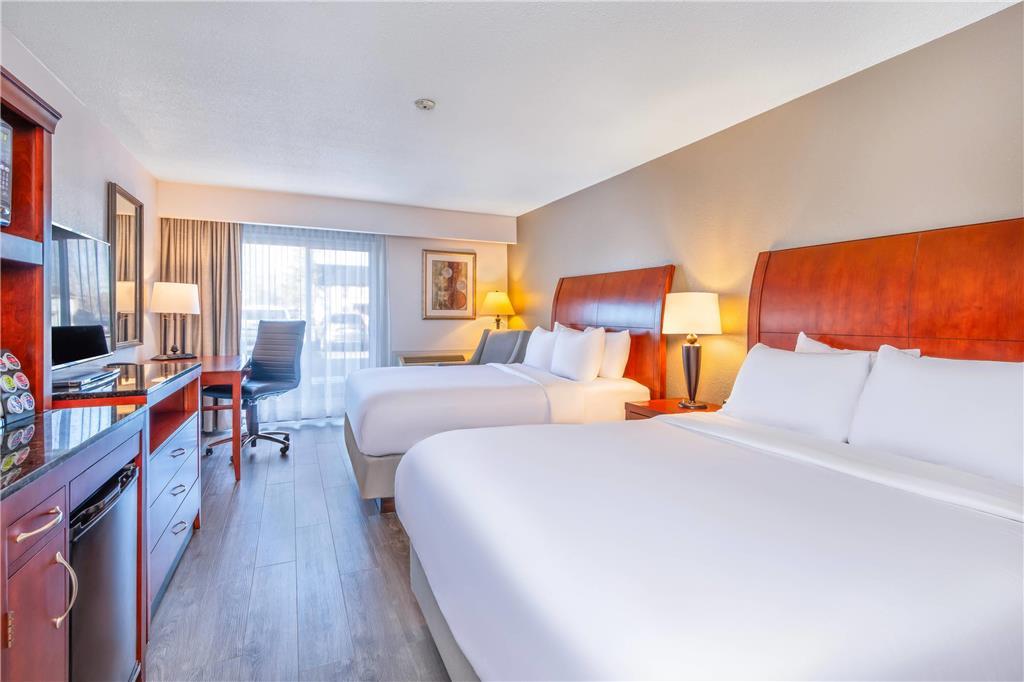 Comfort & Thousand Islands Harbour District Hotel Gananoque
