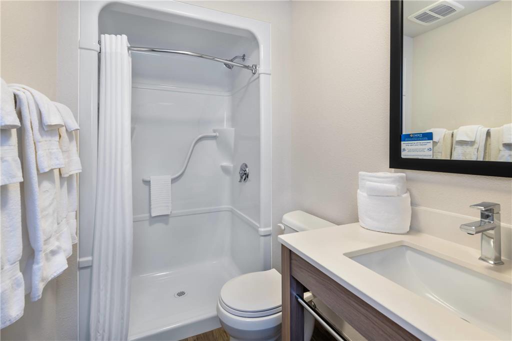 Comfort & Thousand Islands Harbour District Hotel Gananoque
